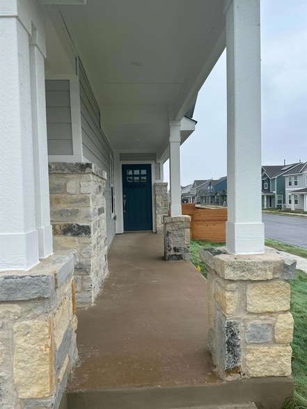 Photo - 346 Carmello