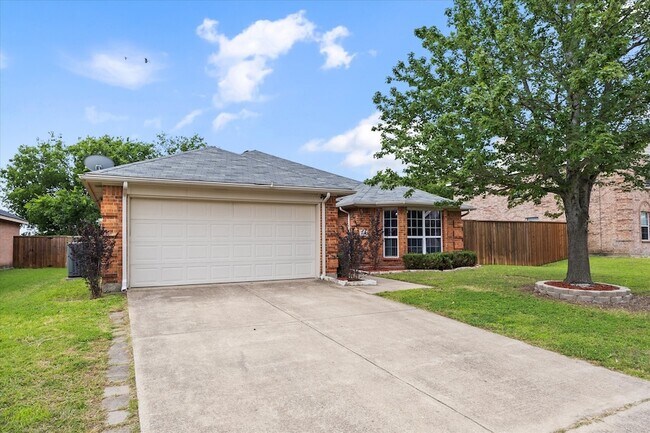 Photo - 2701 Redwood St