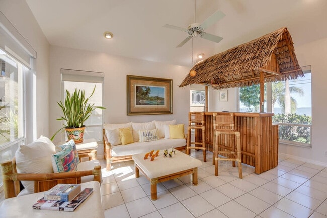 Photo - 8 Floral Ave Unit ID1297832P