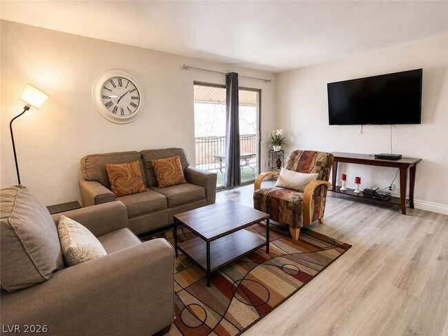 Photo - 5026 River Glen Dr Unit 162