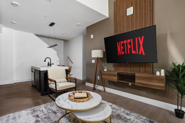 Photo - 421 N Pennsylvania St Unit ID1312596P