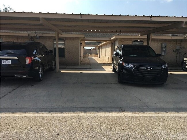 Photo - 3110 E Diamondhead Ave Unit B