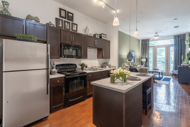 Photo - DeSoto Town Center