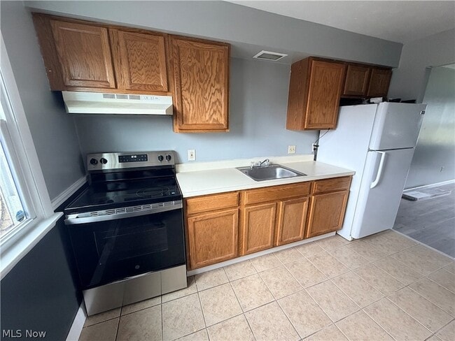 Photo - 929 Cook Ave Unit 1
