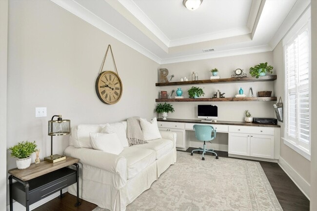 Photo - 2548 Josiah St