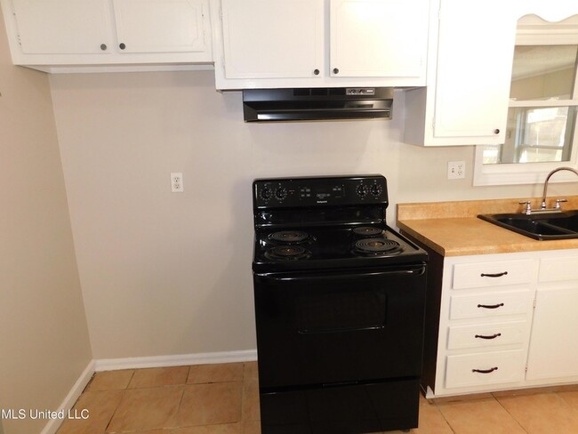 Photo - 1760 Northfield Dr