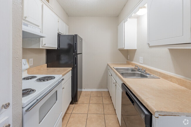 Interior Photo - The Belmont