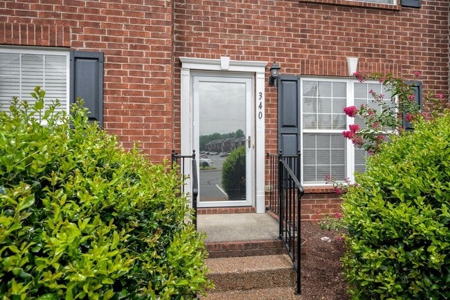 Photo - 340 Stewarts Landing Cir