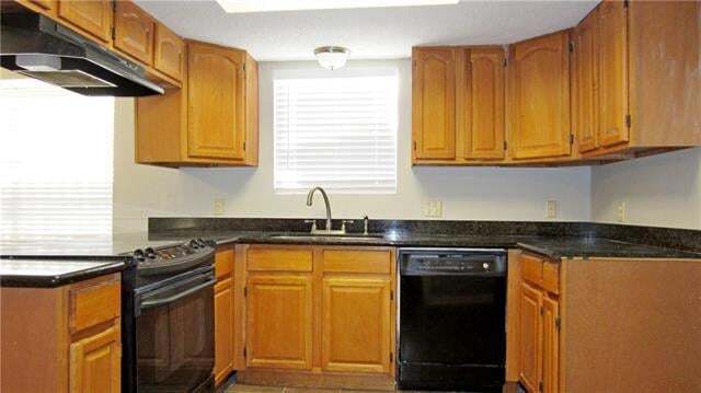 Photo - 302 Brookhaven Ct
