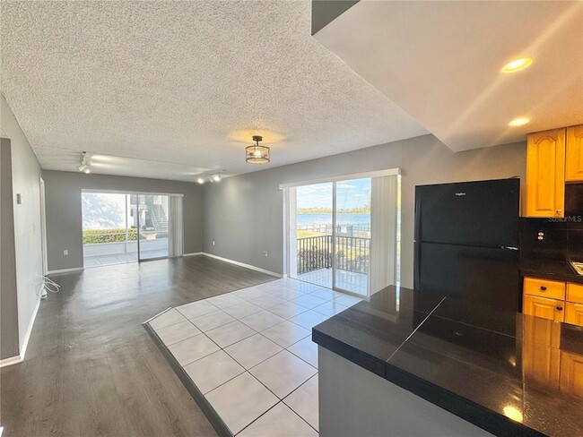 Photo - 1550 11th St NE Unit D4