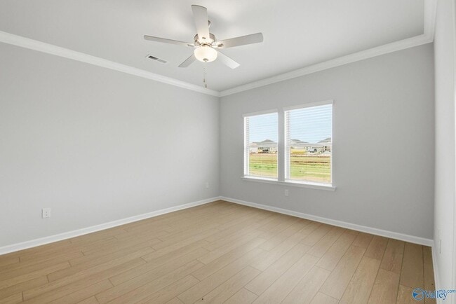Photo - 304 Allene Wy