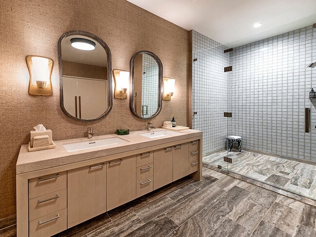 Photo - Columbia Square Living