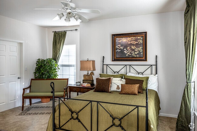 1BR, 1BA - 1094SF - Tuckaway at Shawnee