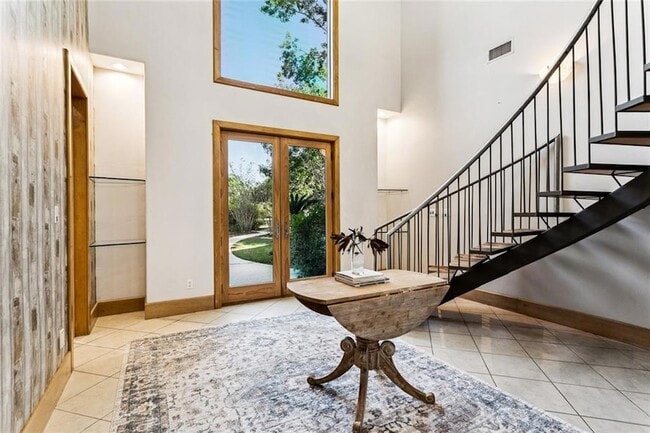 Photo - 1129 N Lee Rd