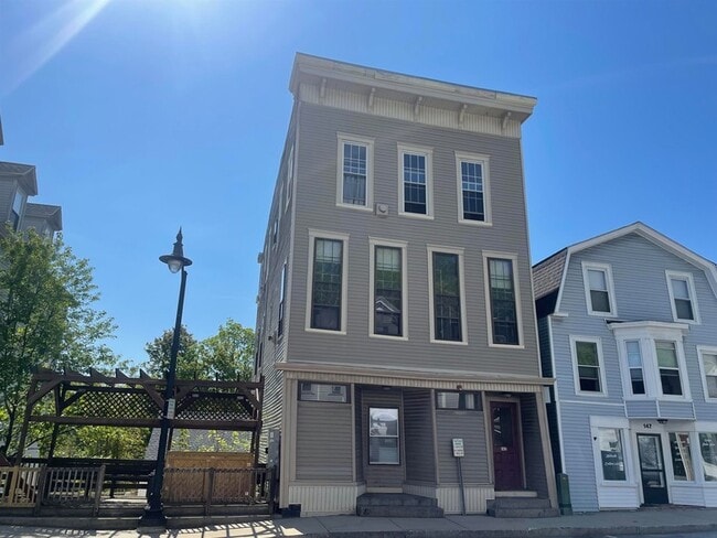 Photo - 145 Main St Unit 7