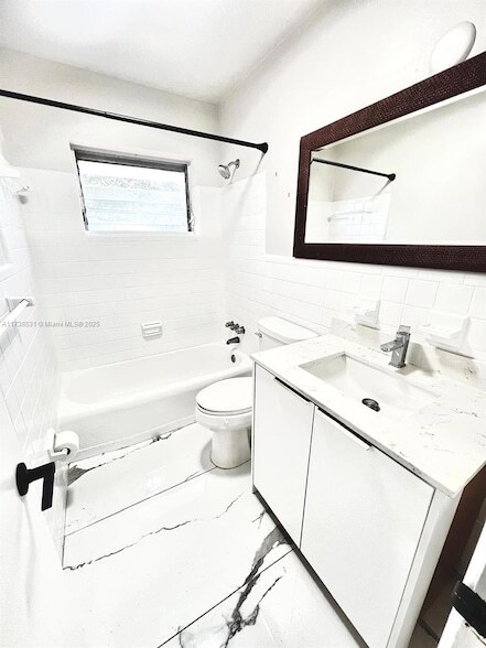 Photo - 226 SW 6th St Unit A