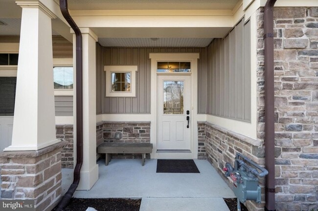 Photo - 22480 Grebe Ln