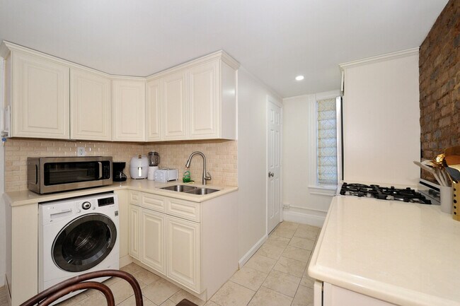 Photo - 400 Broome St Unit SI FL5-ID1323919P