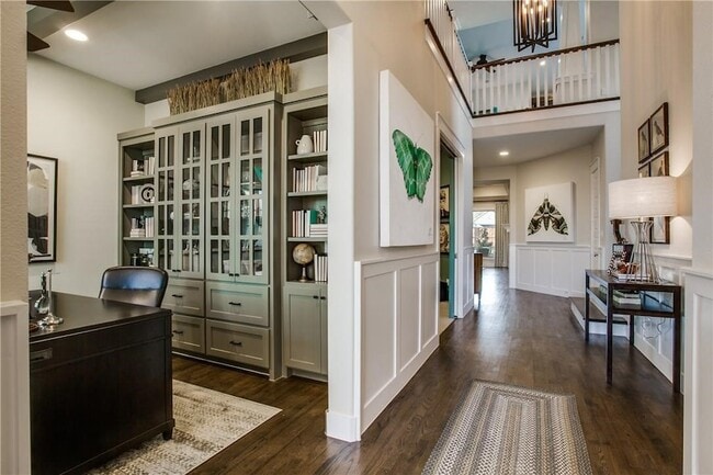 Photo - 1106 Sarah St