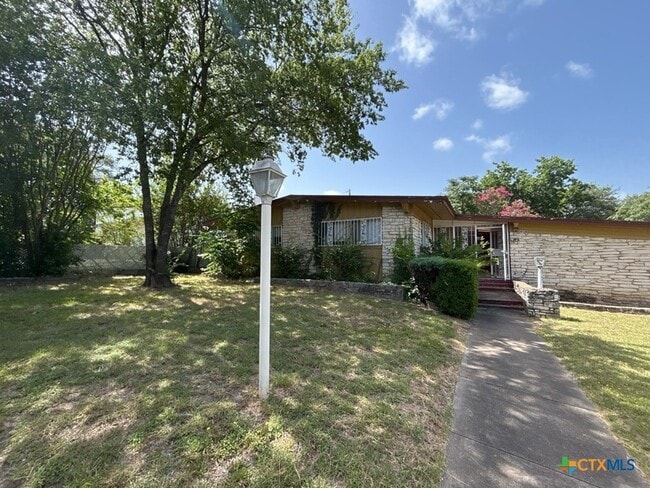 Photo - 1814 Crestridge Dr