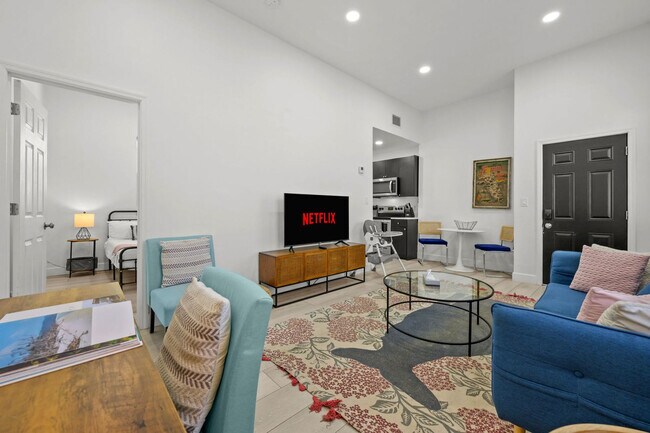 Photo - 1862 6th St Unit ID1287528P