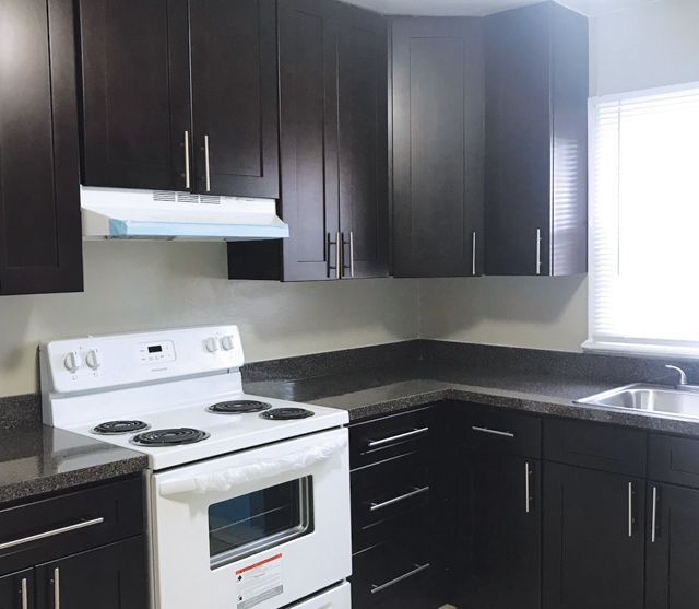 Photo - Country Club Apartments