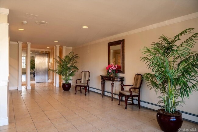 Photo - 1 Consulate Dr Unit 2K