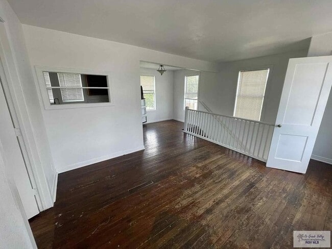 Photo - 521 N 9th St