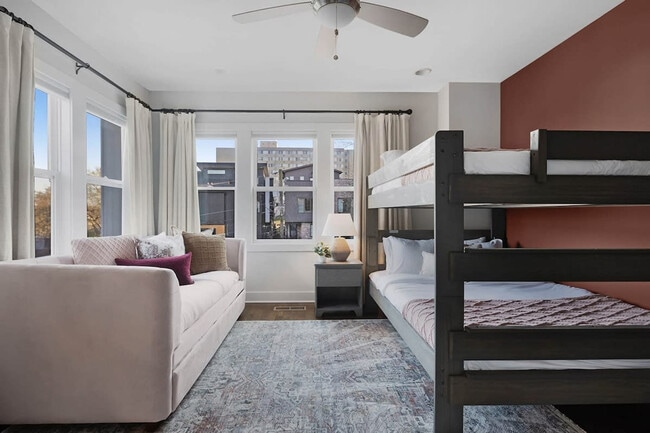 Photo - 1114A Wade Ave Unit ID1043948P