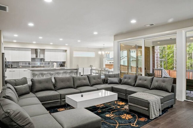 Photo - 4952 Amherst Way SW Unit ID1313854P