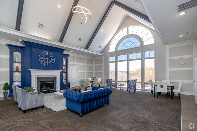 Clubhouse - Riverside Station