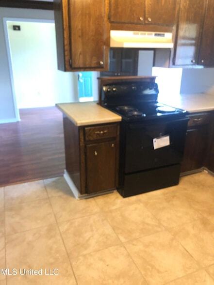 Photo - 306 Gary Daniels Dr