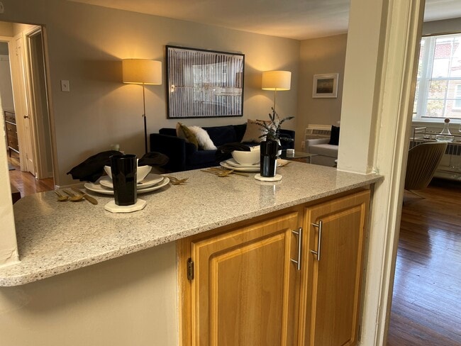 Photo - Metropolitan Wynnewood