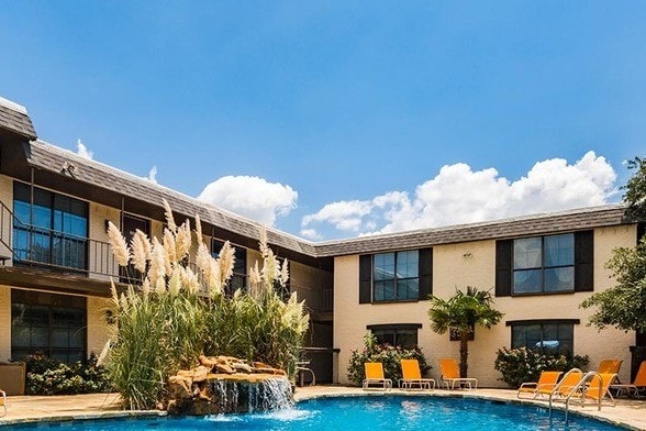 Photo - LaVita on Lovers Lane