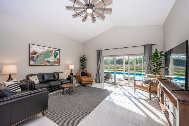 Building Photo - 12609 Lake Denise Blvd Unit SI ID1565901P