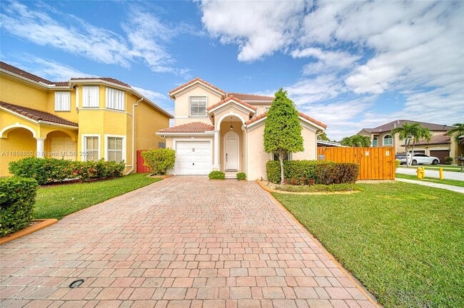 Building Photo - 16403 SW 79th Ln