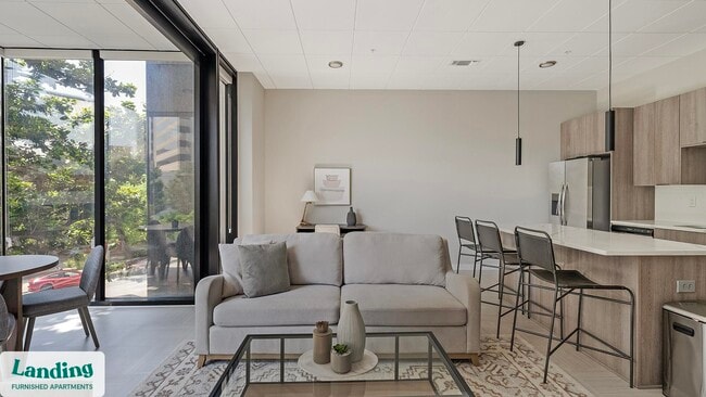 Photo - 600 19th St N Unit 211