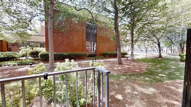 Photo - 300 Johnson Ferry Rd Unit A112