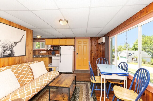 Photo - 10760 Lake St Unit SI ID1596500P
