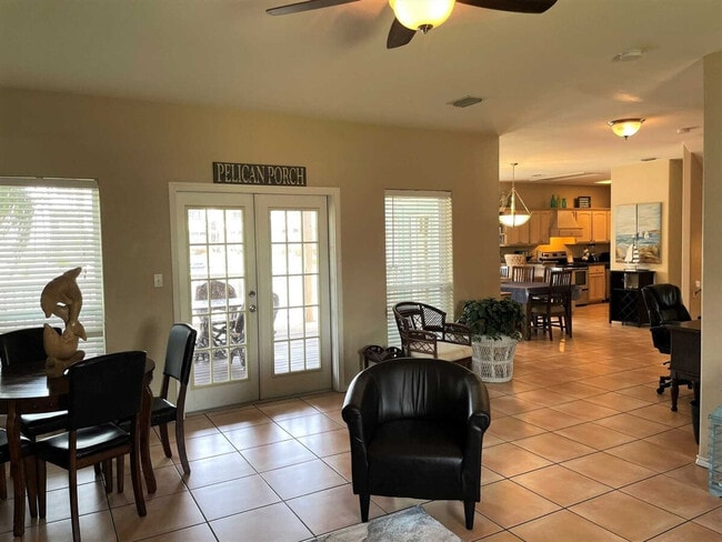 Photo - 126 Pike St Unit ID1255597P