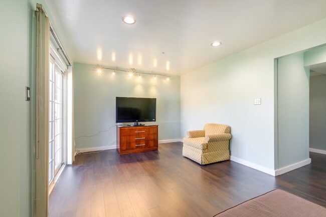 Photo - 3 Joyceton Terrace Unit SI ID1386188P