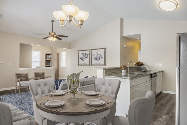 Photo - Oakmonte Apartment Homes