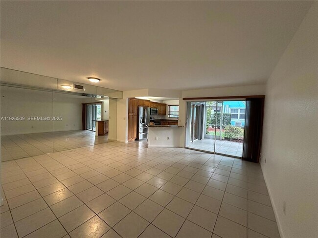 Photo - 2651 SE 19th Ct Unit 107D