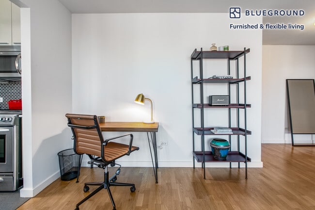 Photo - 105 Duane St Unit FL32-ID400