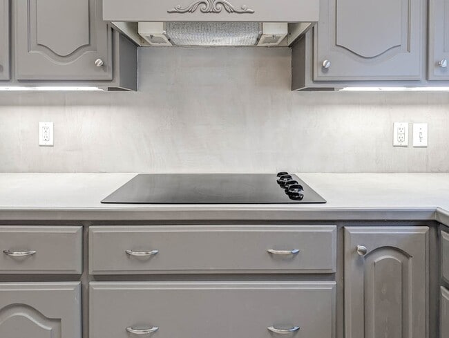 Photo - 10631 Del Monte Dr