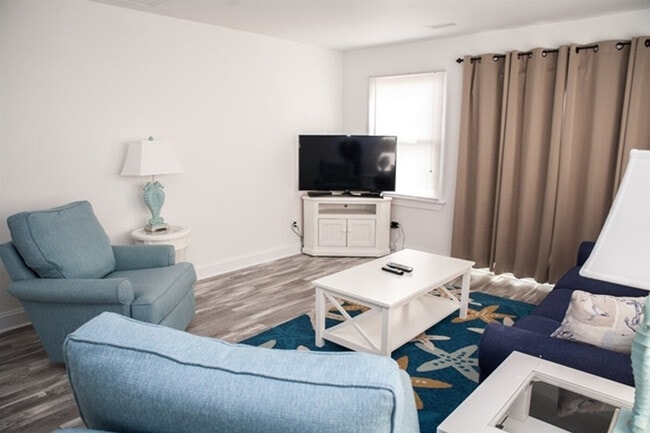 Building Photo - 40302 Due E Rd Unit ID1255937P