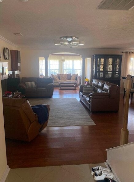 Photo - 4636 E Walkerton Rd