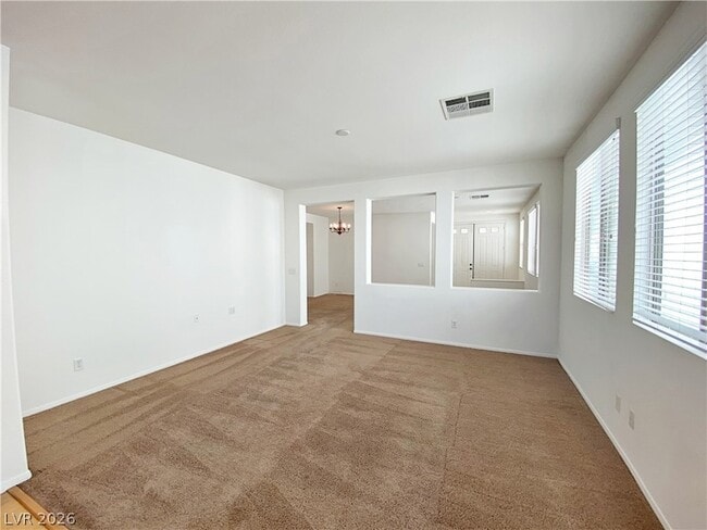 Photo - 682 Homewillow Ave