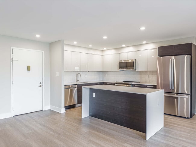 Photo - Whitney Apartments