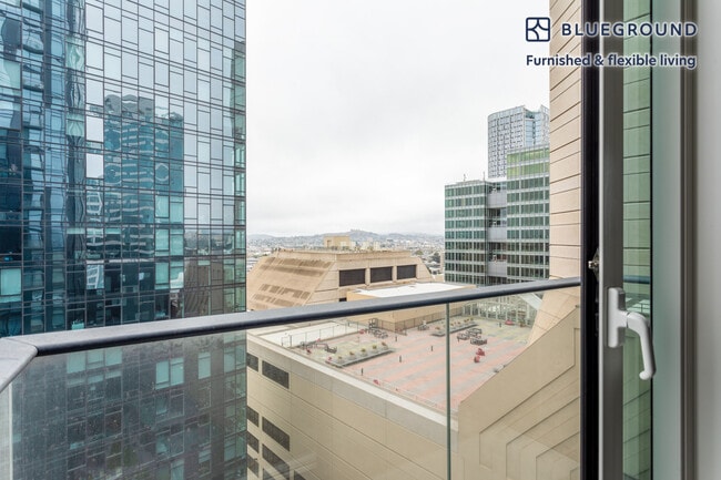 Photo - 8 10th St Unit SI FL17-ID354